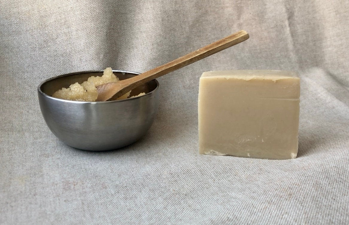 SABLE CHAUD - Savon doux hydratant Miel et Argile Jaune (tous types de peaux - sans huiles essentielles, ni parfum) - 100g