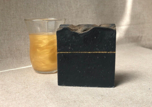 TERRE BRÛLÉE - Savon détox purifiant Charbon végétal et Tonka (tous types de peaux - peaux à tendance grasse et imperfections) - 100g